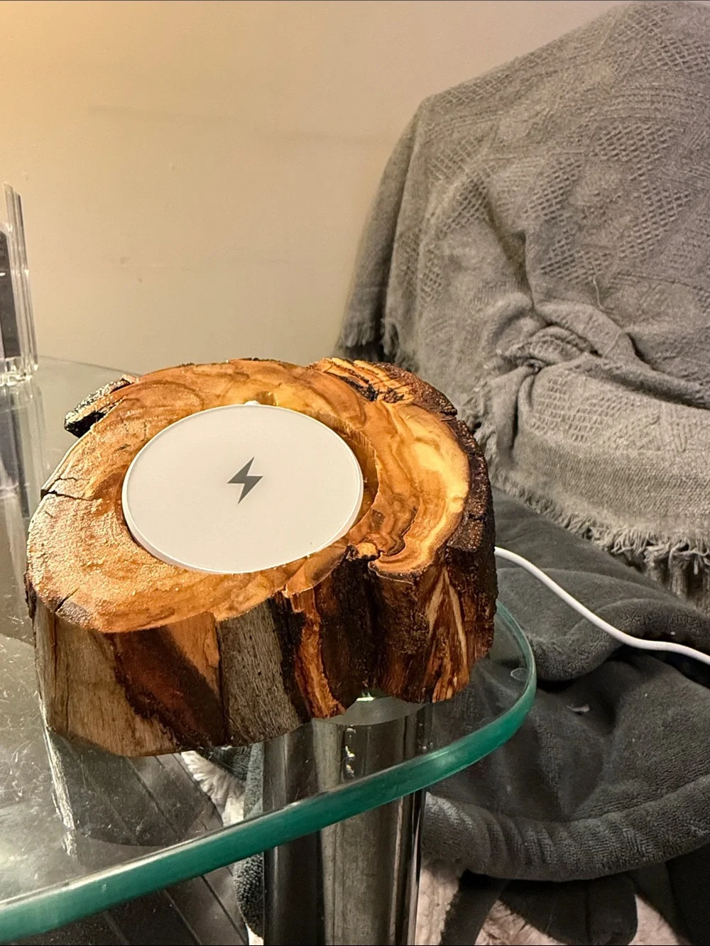 Wood Slice Wireless Charger Stand - Natural Brown